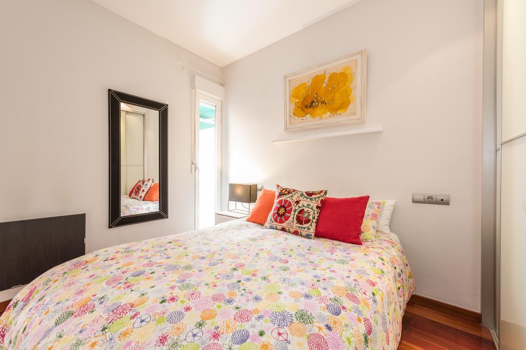 Principe Santa Ana Madrid Centro Apartment ภายนอก รูปภาพ
