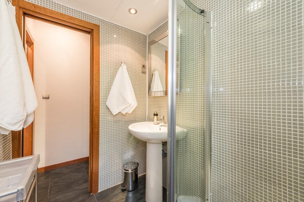 Principe Santa Ana Madrid Centro Apartment ภายนอก รูปภาพ
