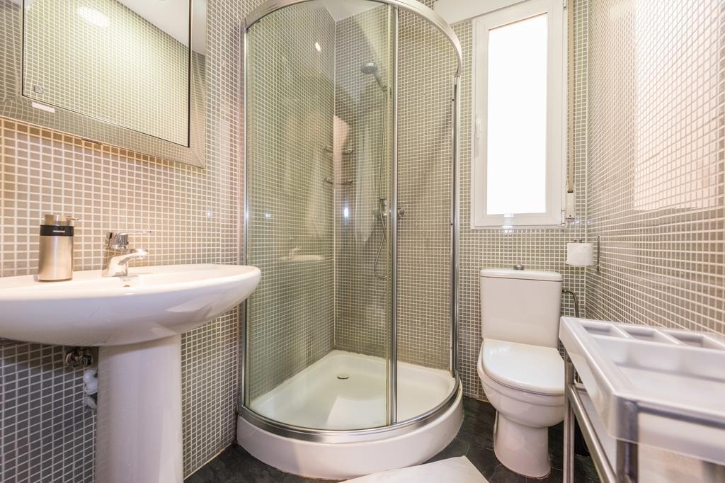 Principe Santa Ana Madrid Centro Apartment ภายนอก รูปภาพ